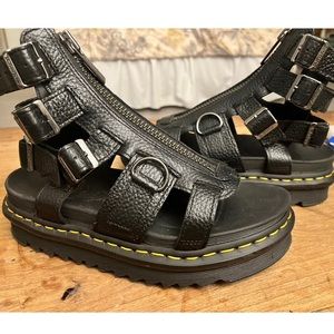 Dr. Martens women’s Olson sandal size 7us size 5uk size 38eu